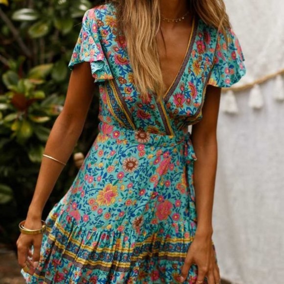 Boho Chic Floral Wrap Dress - Picture 2 of 5